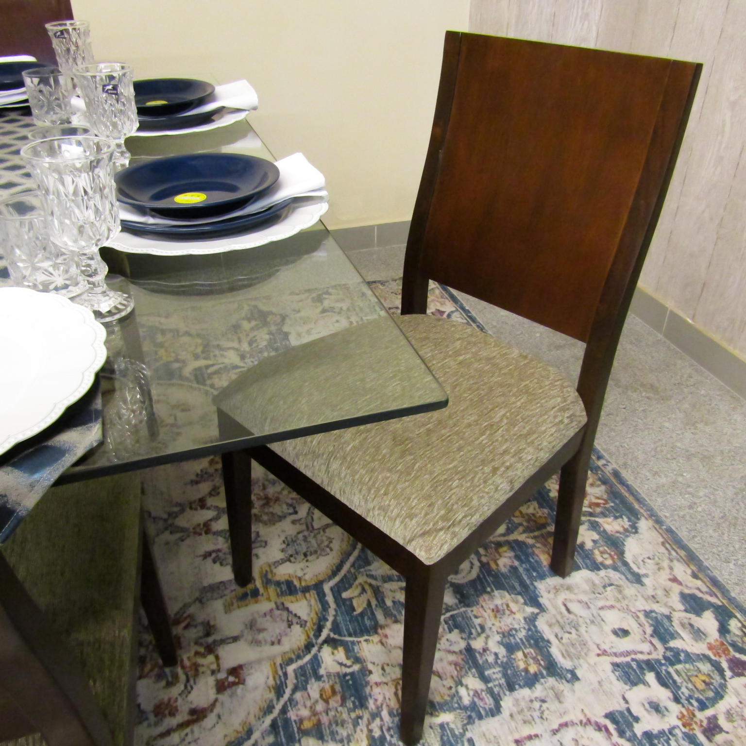 JUEGO DE COMEDOR 8PTS MD003 - NOGAL-OSCURO - Feria Asunción